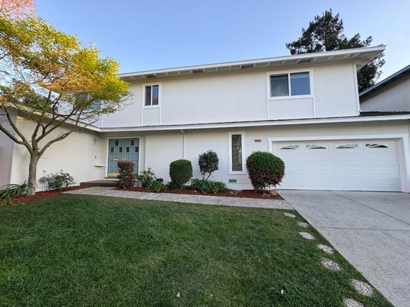 1102 Blue Lake Square, Mountain View CA 94040