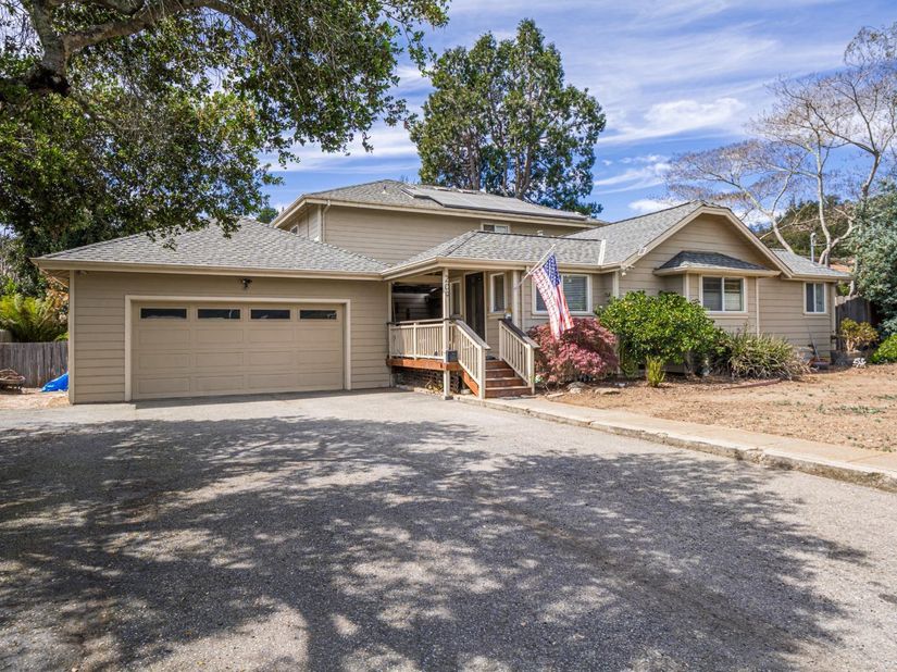 209 Hames Road, Corralitos CA 95076