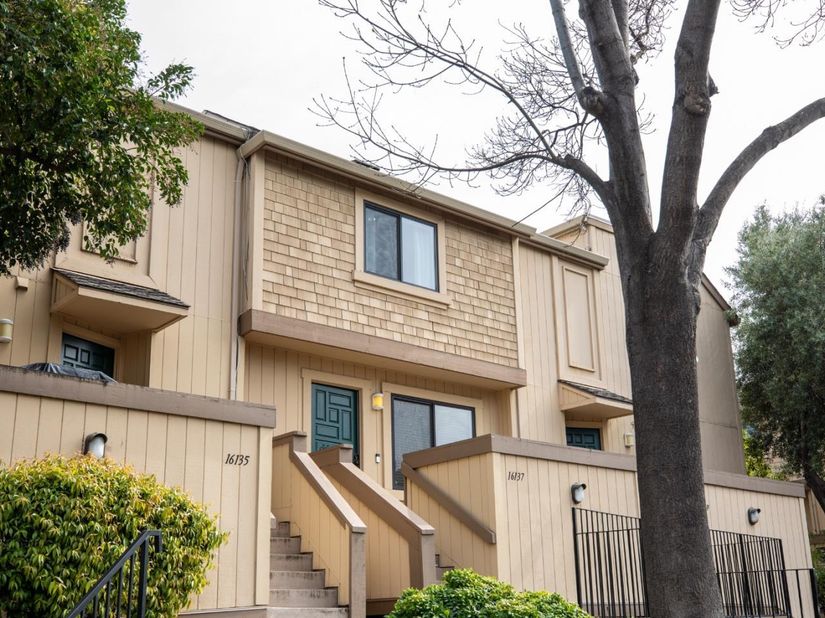 16137 Loretta Lane, Los Gatos CA 95032