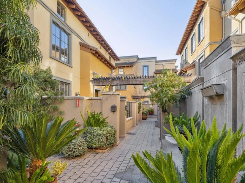 356 Santana Row 320, San Jose CA 95128