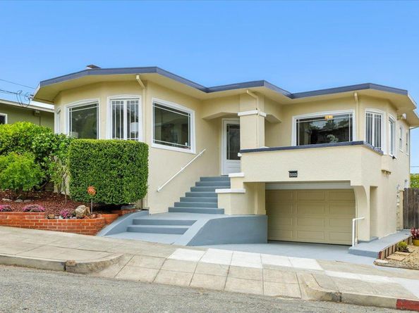 5555 Carlton Street, Oakland CA 94618