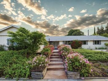 1071 Colony Hills Lane