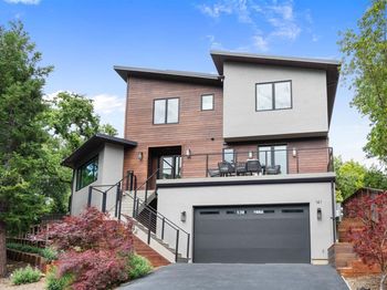 141 Lake Road