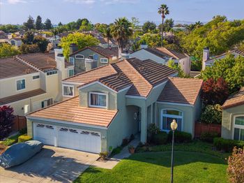 2977 Miraloma Way
