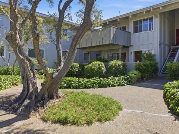 255 S Rengstorff Avenue 7, Mountain View CA 94040