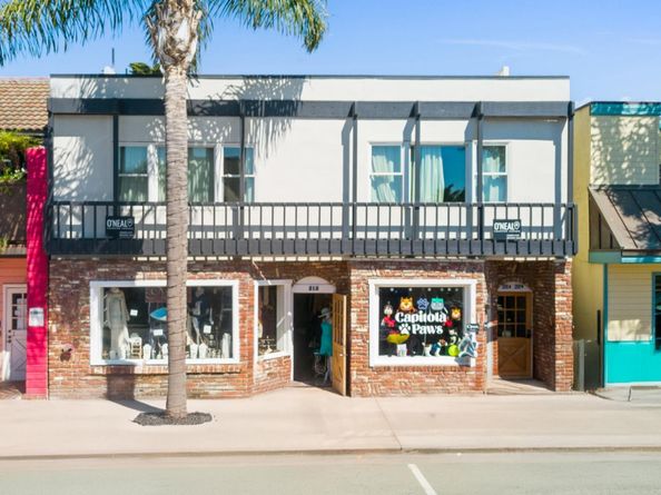 208 Capitola Avenue, Capitola CA 95010