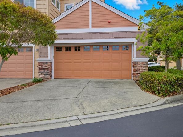 123 Positano Circle 406, Redwood City CA 94065