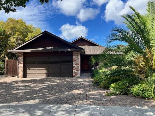701 Christine Drive, Palo Alto CA 94303