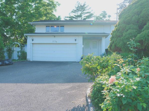23 Clinton Lane, Jericho NY 11753