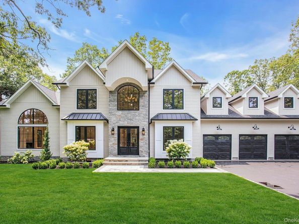 115 Weeks Drive, Dix Hills NY 11746