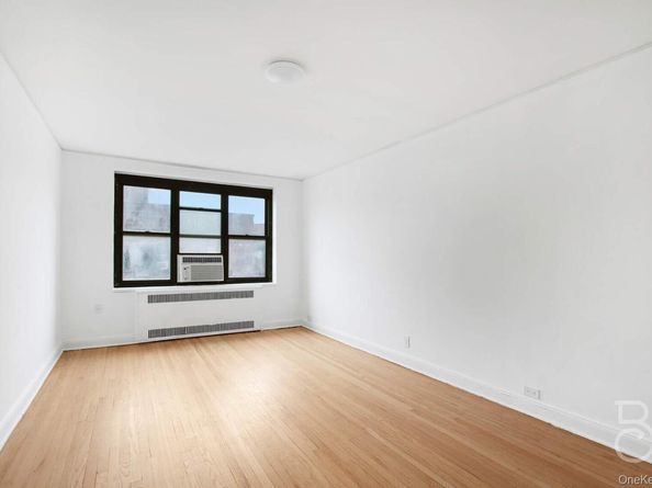 34-20 79th Street 6I, Jackson Heights NY 11372