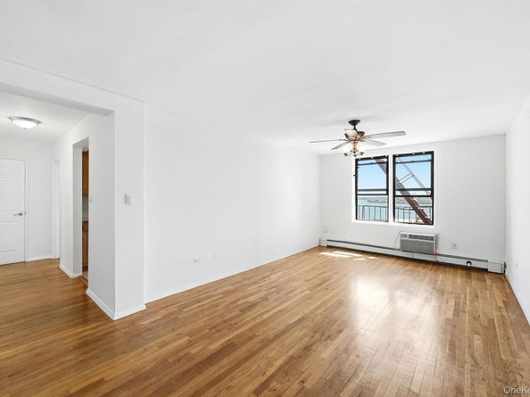 1110 Stadium Avenue 5F, Bronx NY 10465