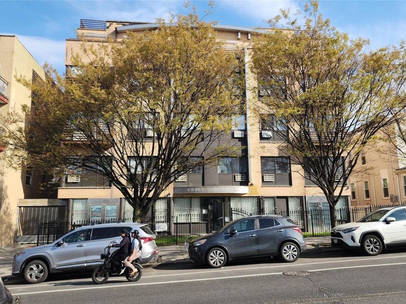 8432 Grand Avenue 2D, Elmhurst NY 11373