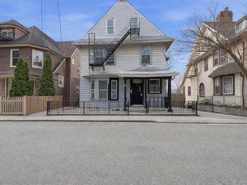 11 aka 13 Lincoln Terrace