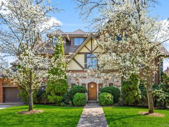 106 Carver Terrace