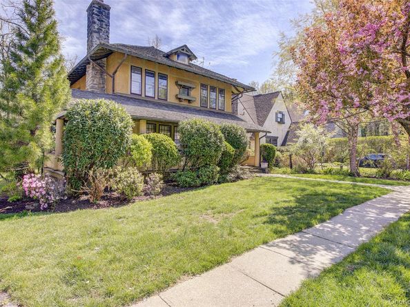 78 Hickory Grove Drive W, Larchmont NY 10538