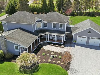 25 Lighthouse Road