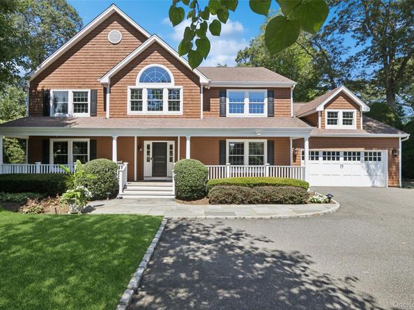 11 Cobblestone Court, Centerport NY 11721