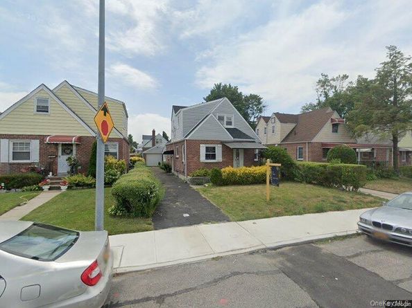 22754 113th Drive, Queens Village NY 11429