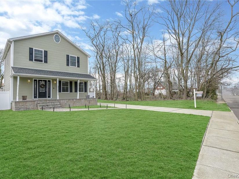 1246 Oakfield Avenue, Wantagh NY 11793