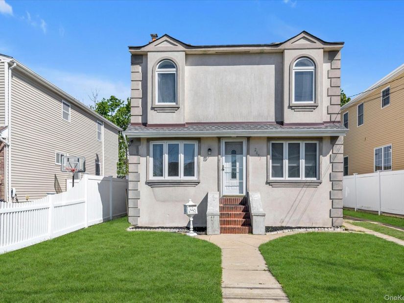 2457 Williams Court, Bellmore NY 11710