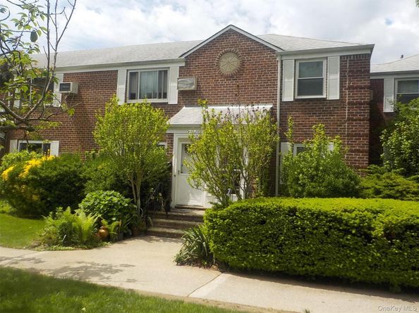 264-17 Langston Avenue 2nd fl, Glen Oaks NY 11004