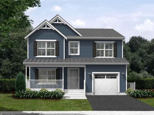 122 4th Street, Saint James NY 11780