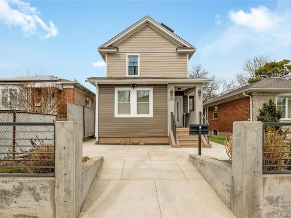 22011 139th Avenue, Springfield Gardens NY 11413