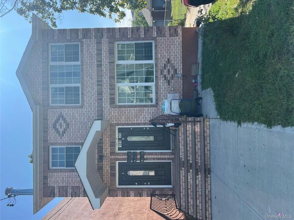 18920 117th Road, Saint Albans NY 11412