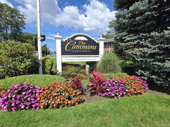 265 Edmunton I 12, North Babylon NY 11703