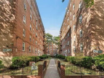 144-45 Sanford Avenue