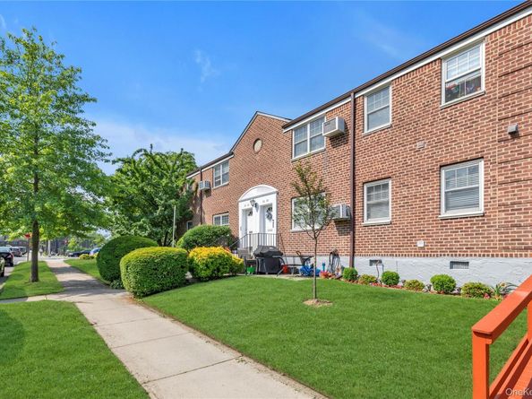 60-58 251st Street 2, Little Neck NY 11362