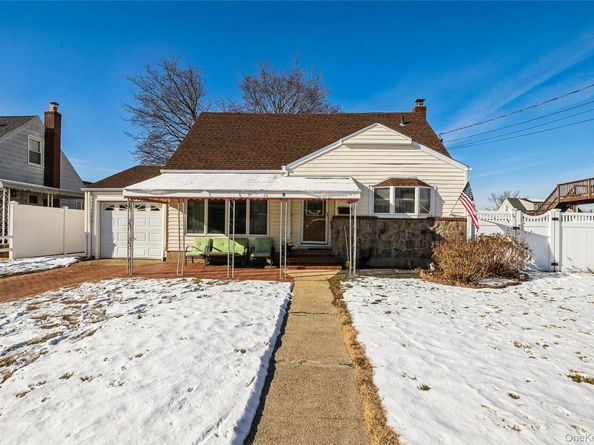 5 Scherer Street, Bethpage NY 11714