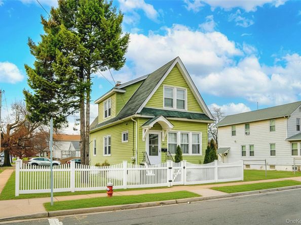 38 Lehrer Avenue, Elmont NY 11003