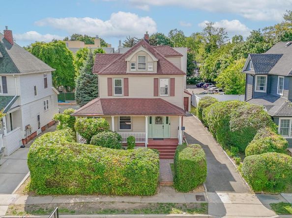 108 N Forest Avenue, Rockville Centre NY 11570