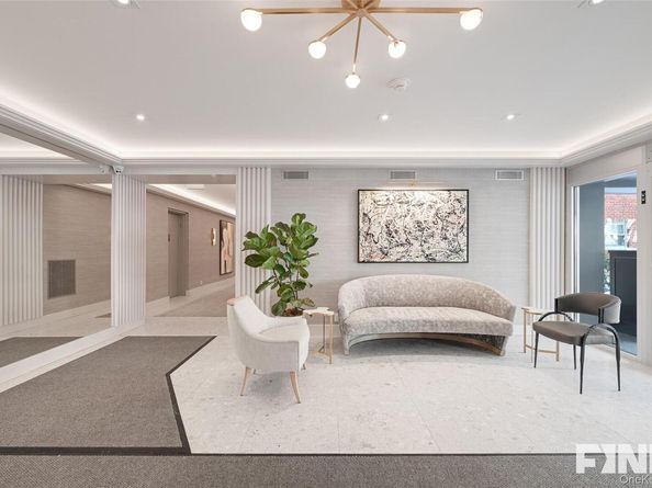 50 Popham Road LN, Scarsdale NY 10583