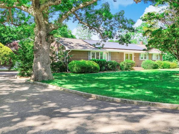 47 Oak Road, East Patchogue NY 11772