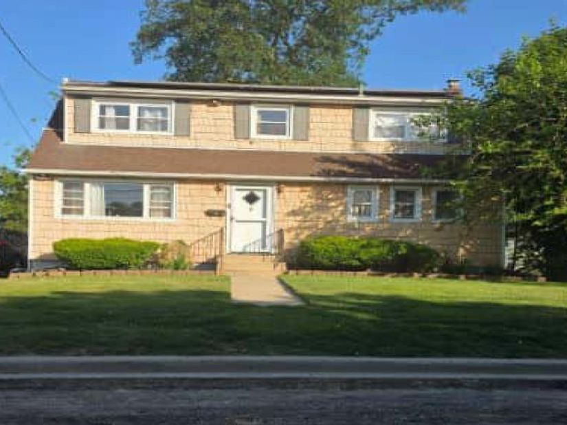 1425 Tadmor Street, North Merrick NY 11566