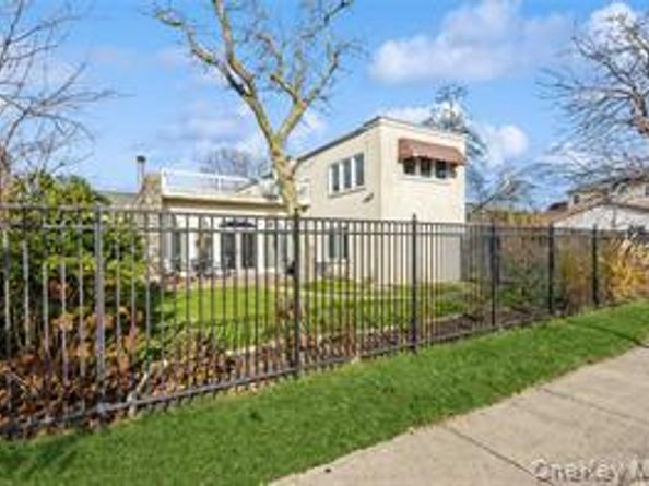 465 W Market Street, Long Beach NY 11561