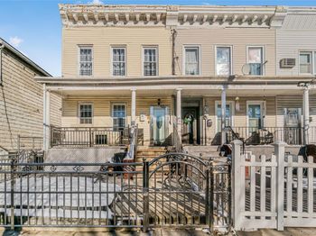 971 E 95th Street