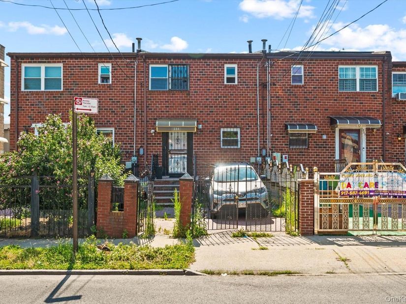 534 Warwick Street, Brooklyn NY 11207