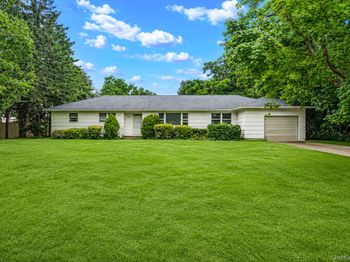 685 Village Lane