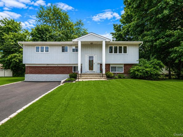 49 Eastern Avenue, Deer Park NY 11729