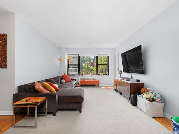 325 Main Street 4C, White Plains NY 10601