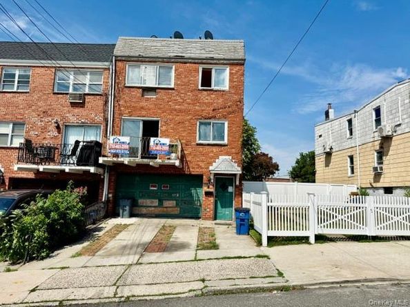 6268 Mount Olivet Crescent, Middle Village NY 11379