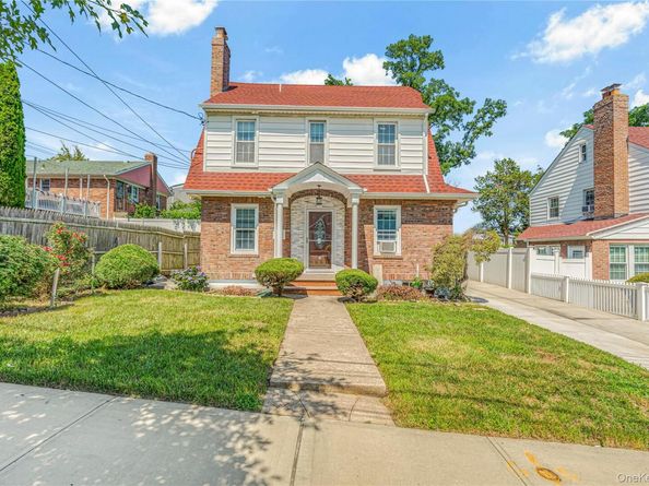 8747 216th Street, Queens Village NY 11427