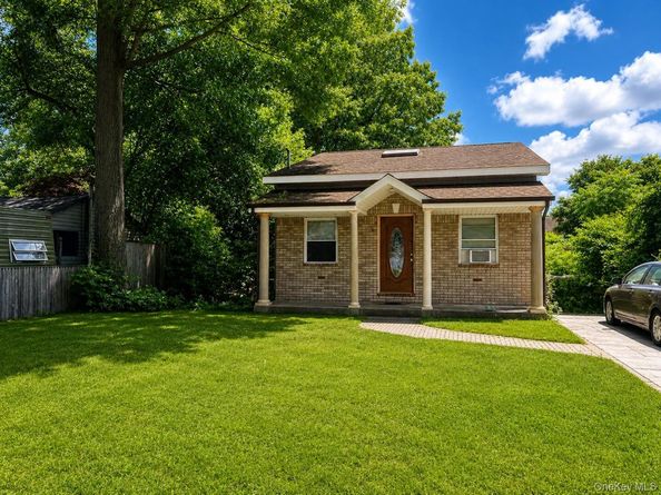 64 Cedarhurst Avenue, Selden NY 11784