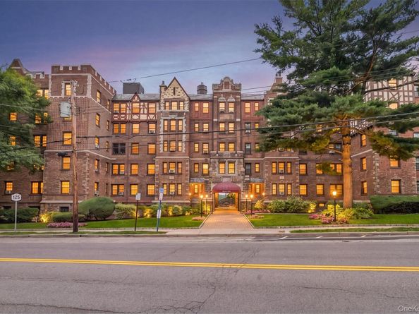 23 Old Mamaroneck Rd Apt. 5Q, White Plains NY 10605