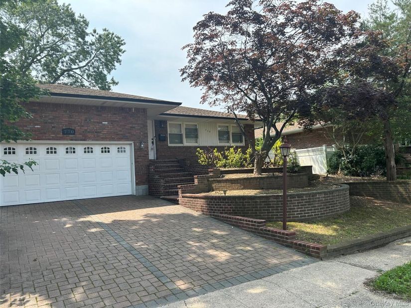 770 Allwyn Street, Baldwin NY 11510