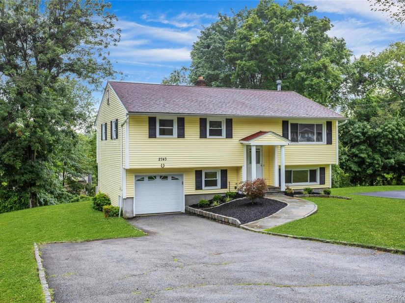 2743 Springhurst Street, Yorktown Heights NY 10598